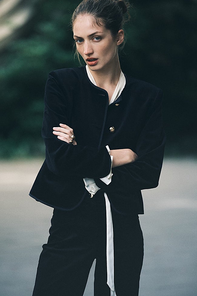 Chaqueta corta de H&M (44,99 euros)