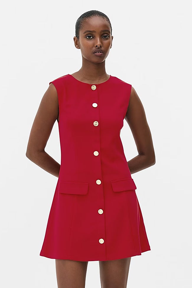 Vestido rojo de Primark (18 euros)