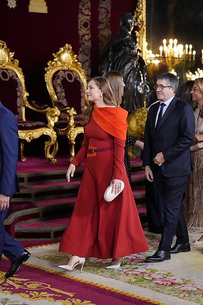 Esther Muñoz con vestido de The IQ Collection.