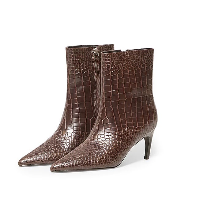 Botines marrones de Sfera (29,99 euros)