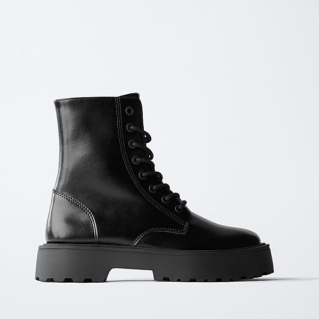 Botas con cordones: cómodas, versátiles y muy combinables | Mujerhoy