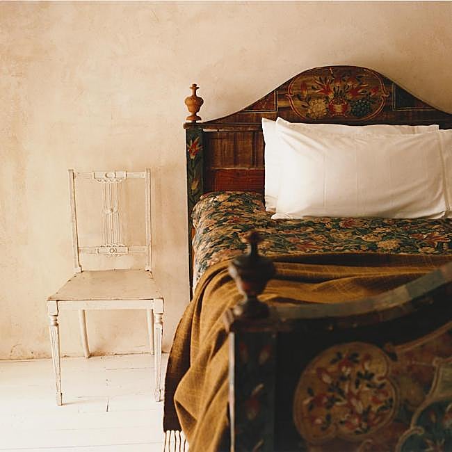 Funda nórdica con estampado floral, desde 45.99 euros. La manta de cuadros reversible con estampado de cuadros cuesta 39.99 euros.