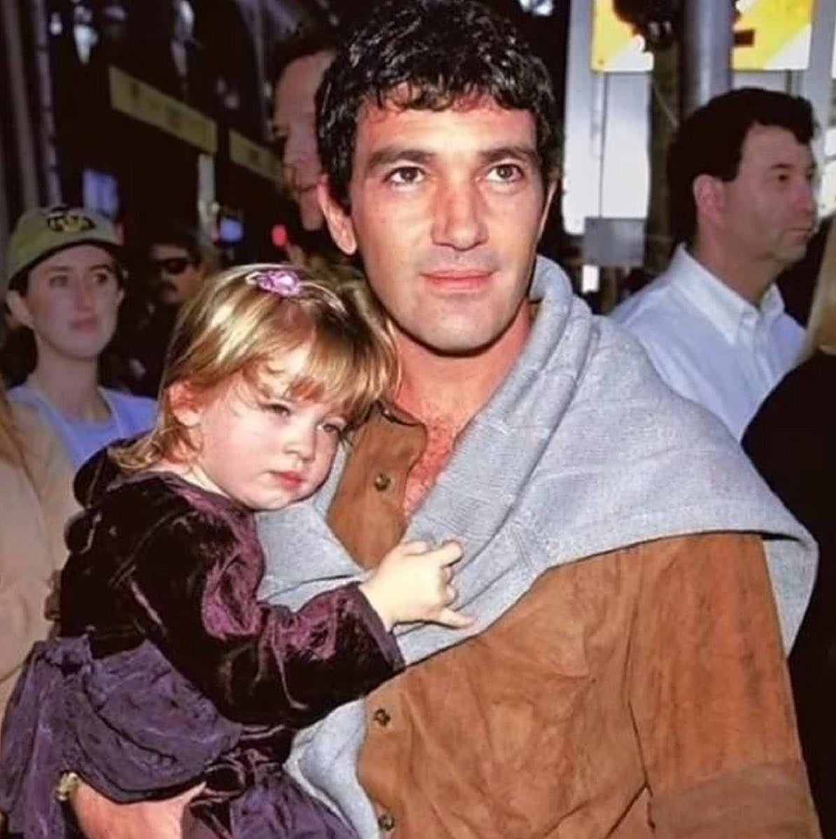 Antonio Banderas, junto a su hija Stella del Carmen.