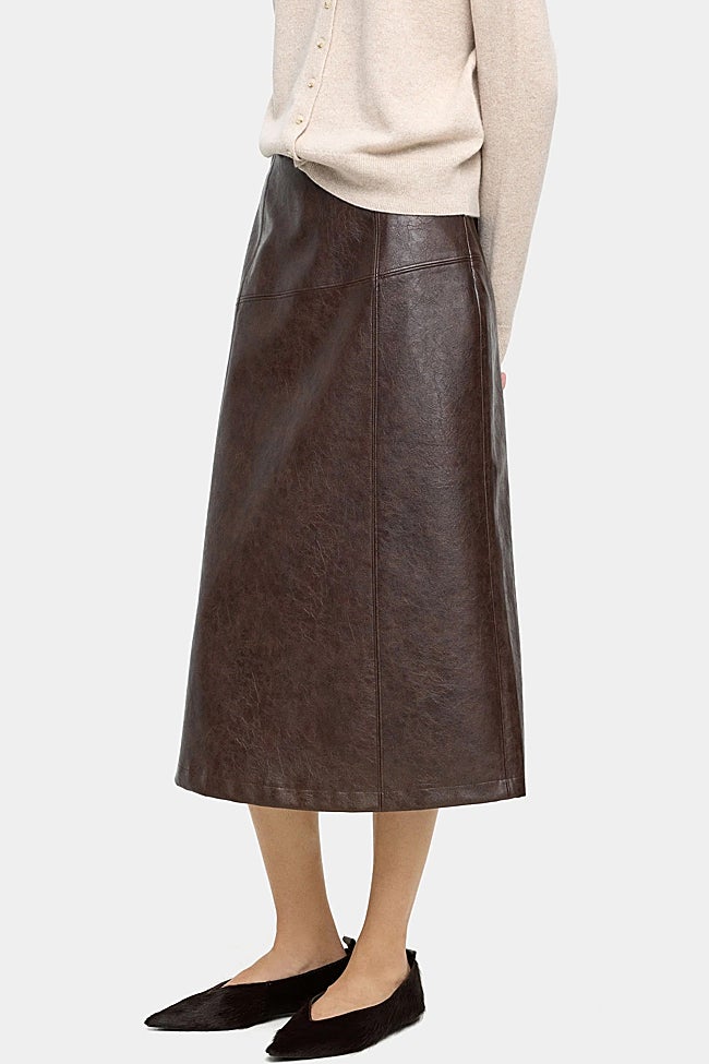 Falda de piel de Parfois (45,99 euros)