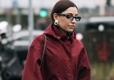 Un look de street style con parka.