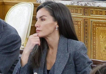 El traje de Mango de la reina Letizia para invierno