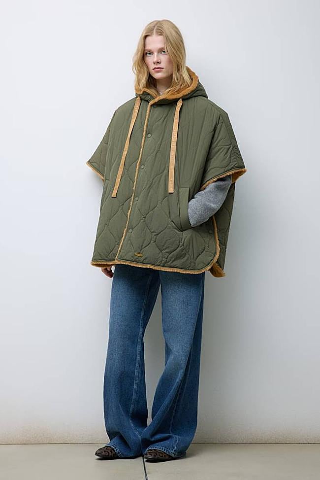 Capa acolchada con borrego (69€ en El Corte Inglés)