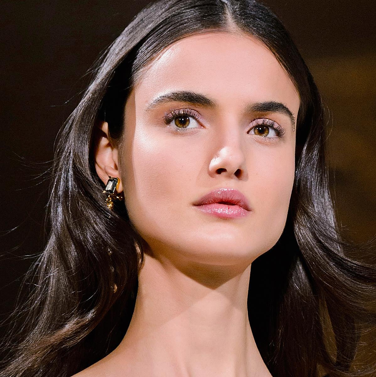 Mujer con la piel cuidada.