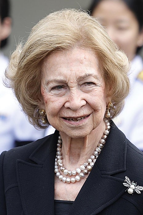 Qué significa el Toisón de Oro que va a recibir la reina Sofía de manos de su hijo, el rey Felipe, y por qué puede haber enfadado al rey Juan Carlos