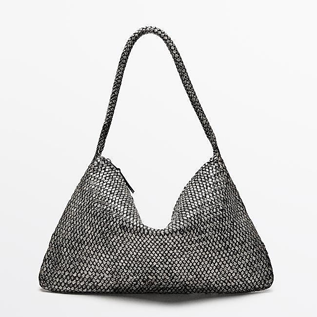 Bolso trenzado de Massimo Dutti (199 euros)
