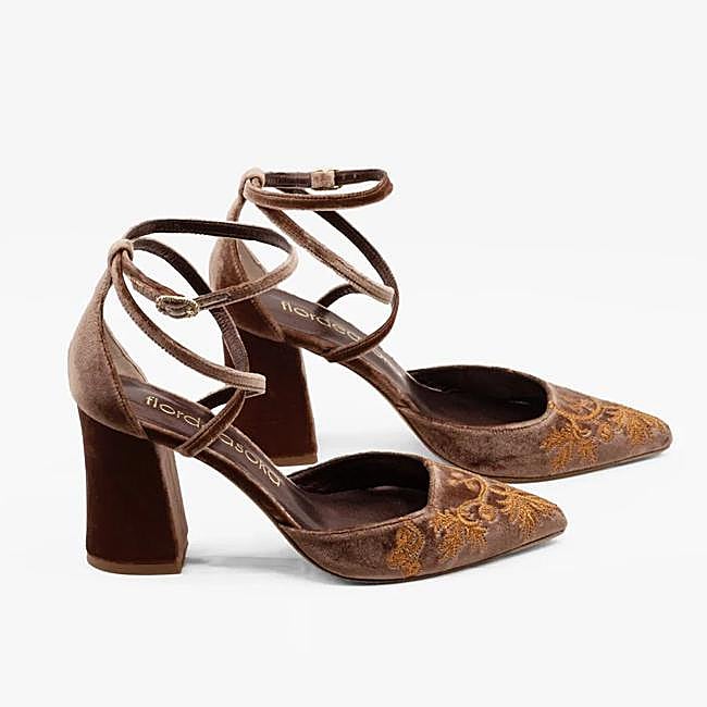 Greta Bro 9 Garnet (320€)