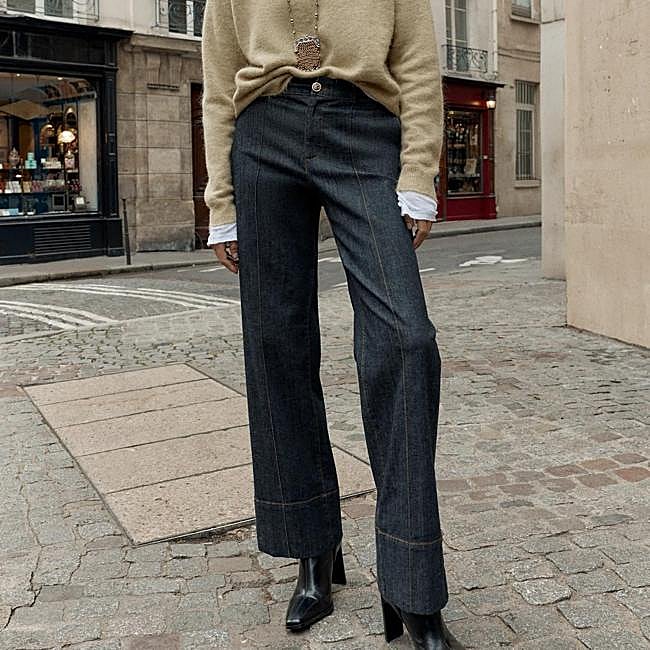 Vaqueros de corte recto de Zara, 29,95 euros.