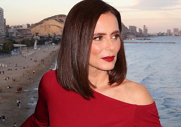 Aitana Sánchez Gijón con un corte de pelo tendencia.