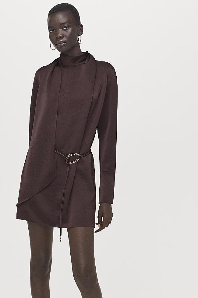 Vestido corto de Mango (49,99 euros)