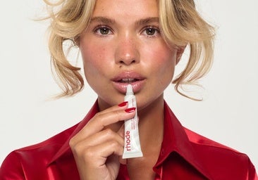 Cacaos para labios con color: reparan y dejan un tono favorecedor precioso