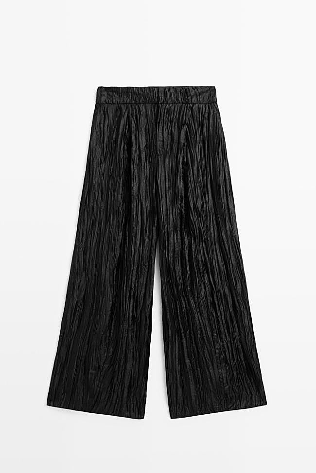 Pantalón ancho efecto plisado arrugado (55,95€)
