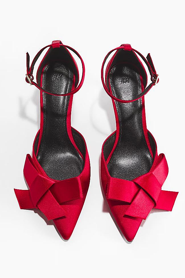 Zapatos rojos de H&M (34,99 euros)