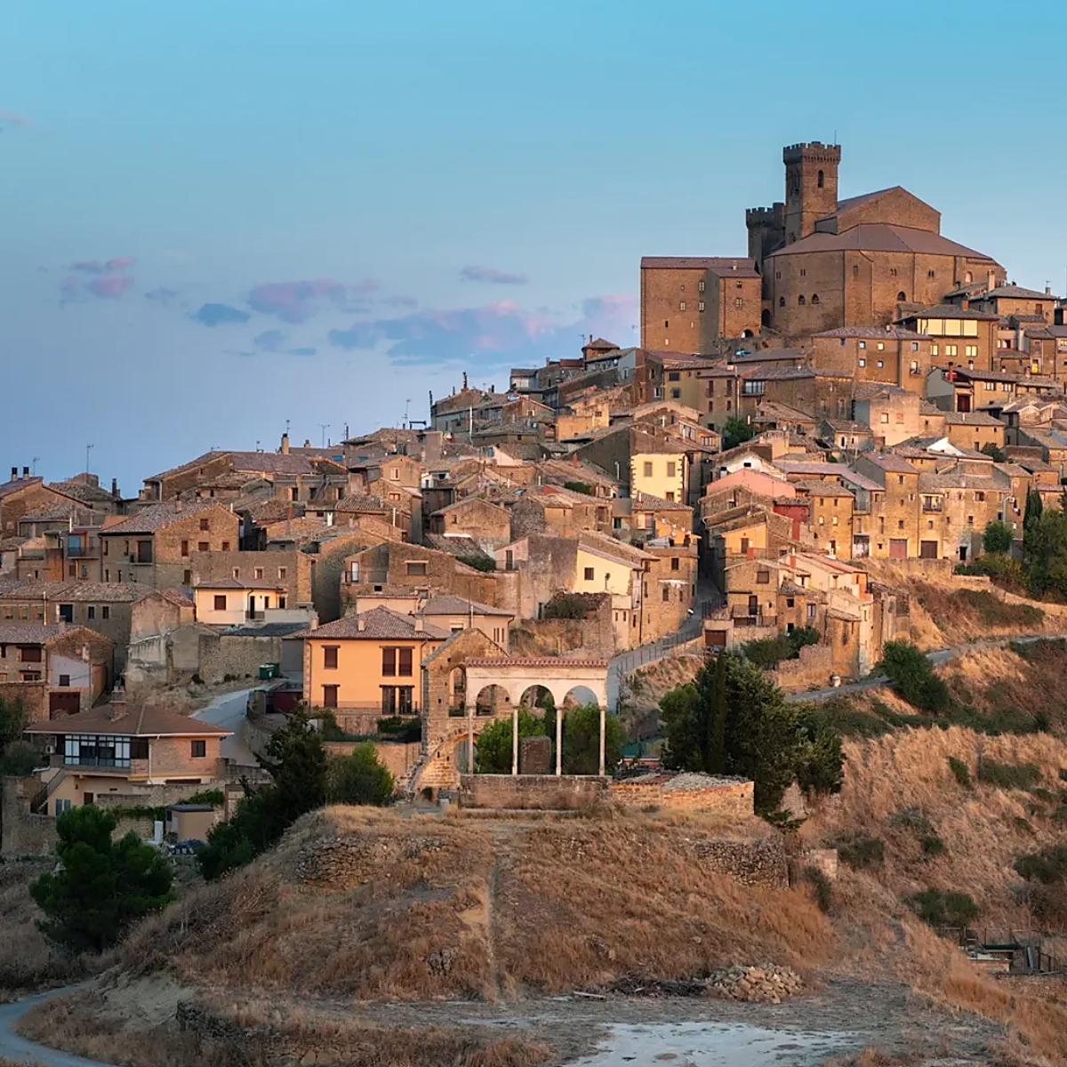 Ujué es una villa medieval tan auténtica que parece de cuento.