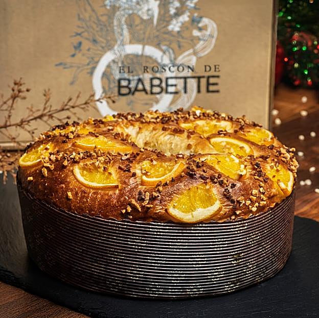 El roscón de El horno de Babette, de textura esponjosa e intenso sabor a naranja. 