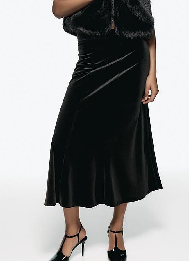 Imagen - Falda negra midi de terciopelo