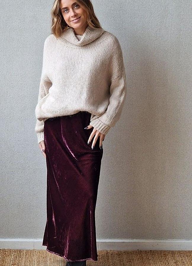 Imagen - Falda de terciopelo fluida en berenjena