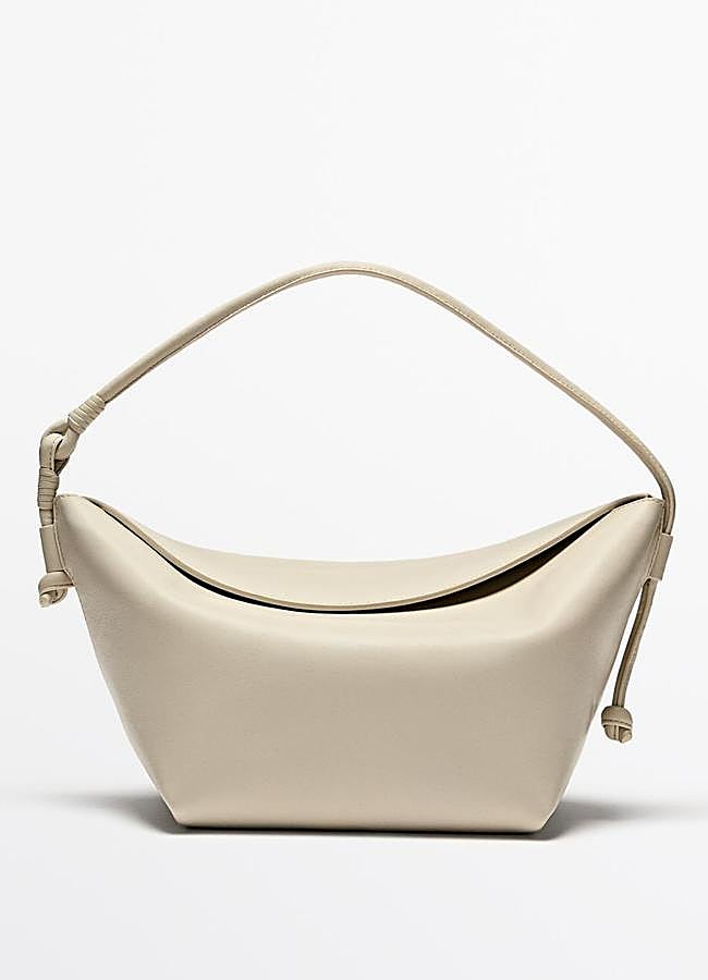 Imagen - Bolso de piel, 89,95 euros (antes 129 euros).