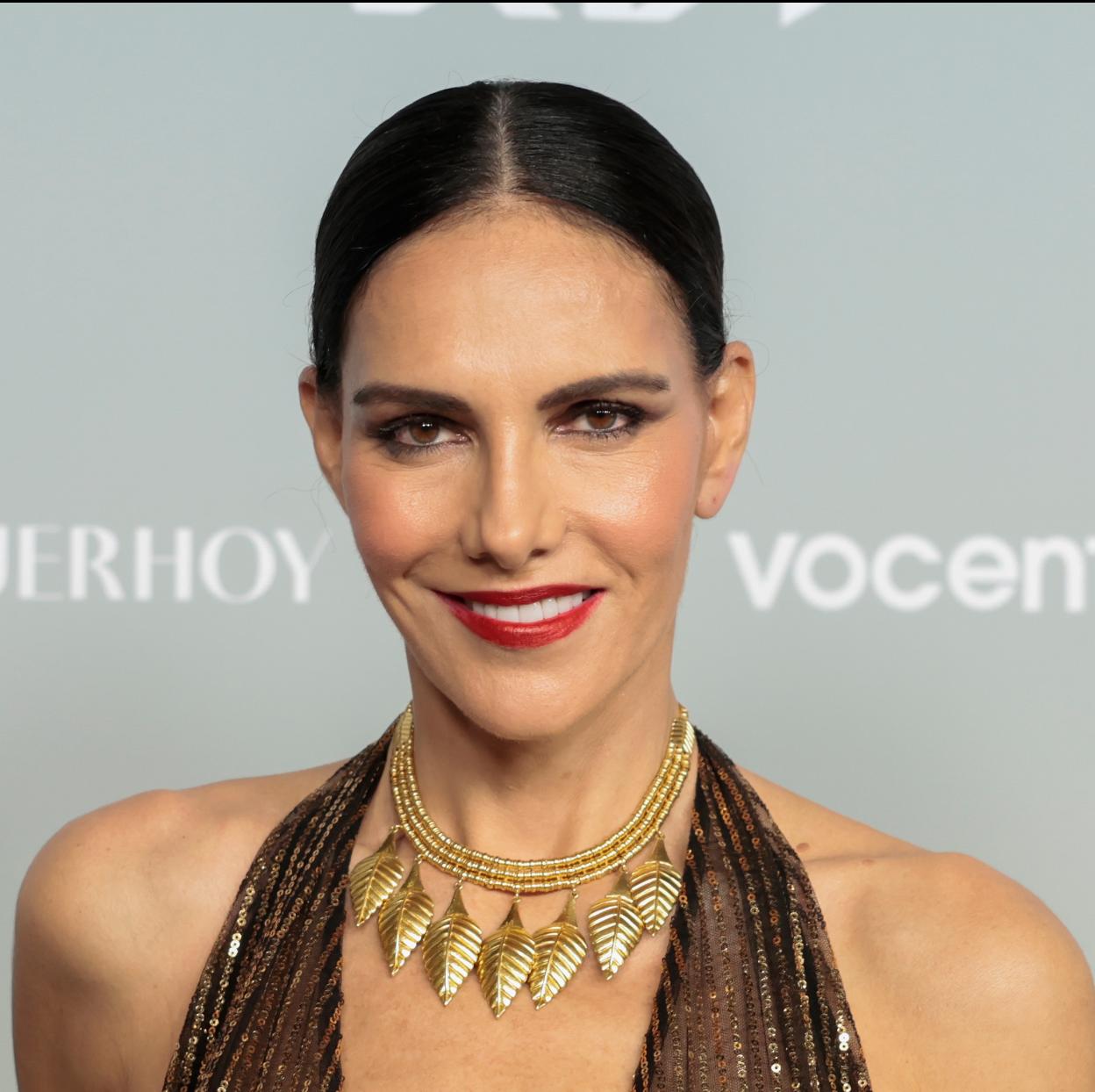 Adriana Abascal en los Premios Mujerhoy 2024