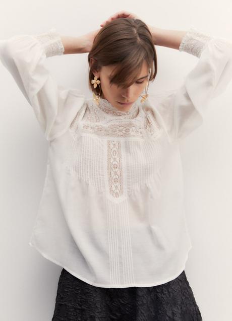 Imagen - Camisa blanca de Sfera (29,99 euros)