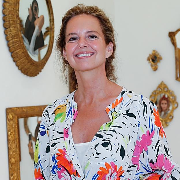 Quién es Adriana Torres Silva, la «extraordinaria» exnovia de Mario Conde que es marquesa, pintora y estuvo a punto de reinar en Bélgica