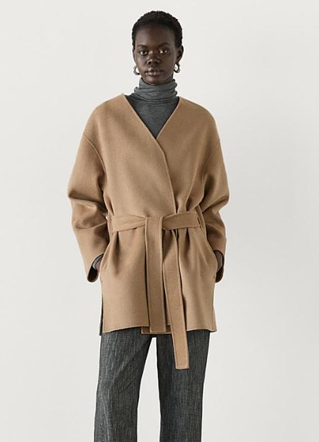 Imagen - Prendas básicas de las rebajas de Massimo Dutti.