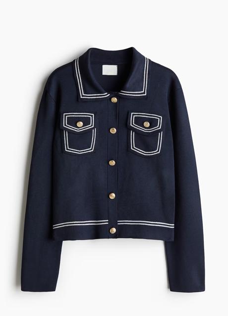 Imagen - Chaqueta azul marino de H&M (39,99 euros)