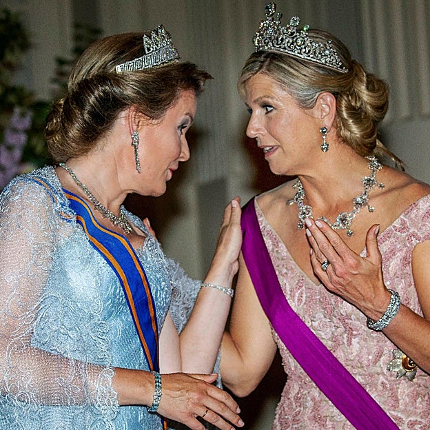 Las reinas Matilde de Bélgica y Máxima de Holanda. 