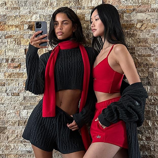 Mujeres con looks sports. 