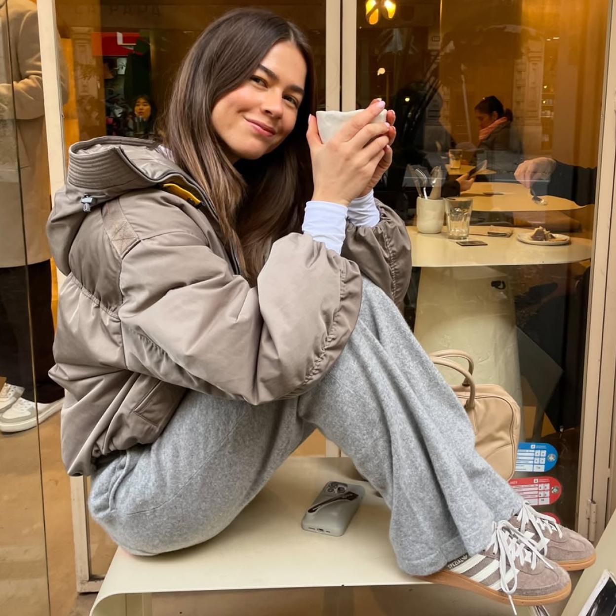 Look con zapatillas Adidas Handball Spezial