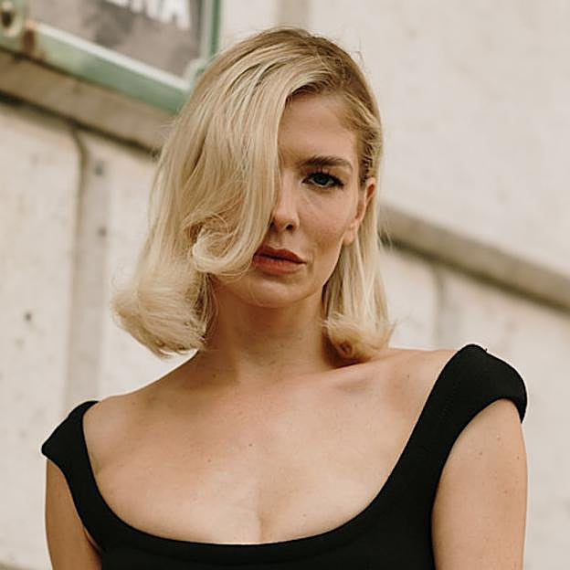 Ondas estilo Old Hollywood para media melena