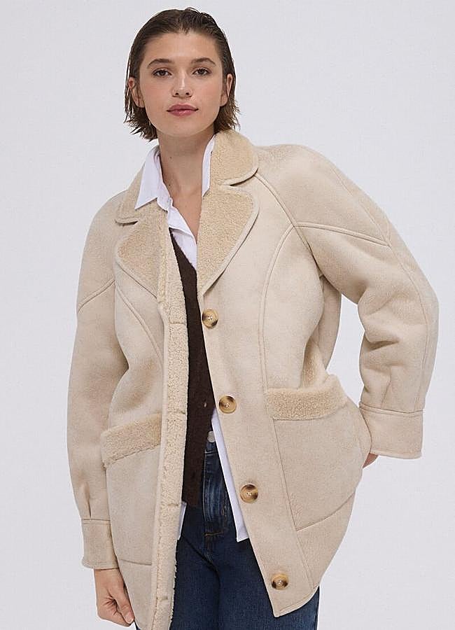 Imagen - Abrigo doble faz de Pedro del Hierro (104€)