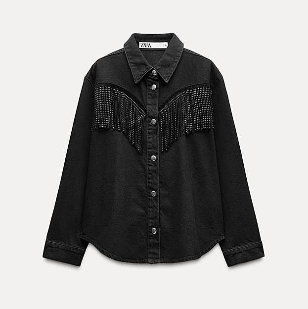 Cazadora Z1975 denim flecos tachas (25,99€ en rebajas)