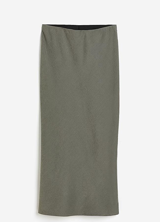 Imagen - Falda de satén de H&M, 25,99 euros.