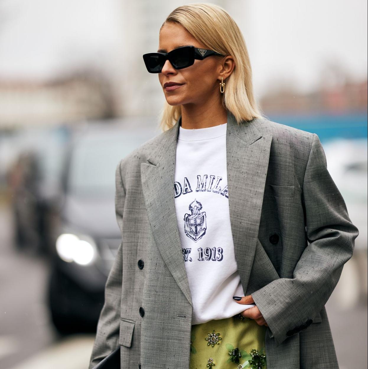 Un look de street style con blazer.