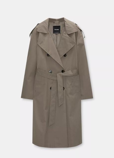 Imagen - Trench largo de Pull & Bear (39,99 euros)