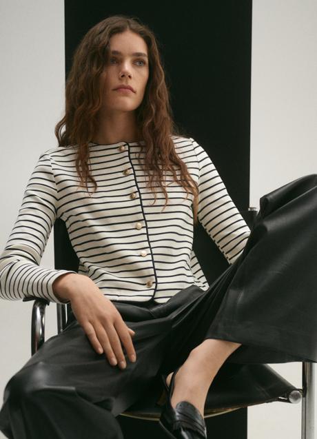 Imagen - Chaqueta de rayas de Mango (25,99 euros)