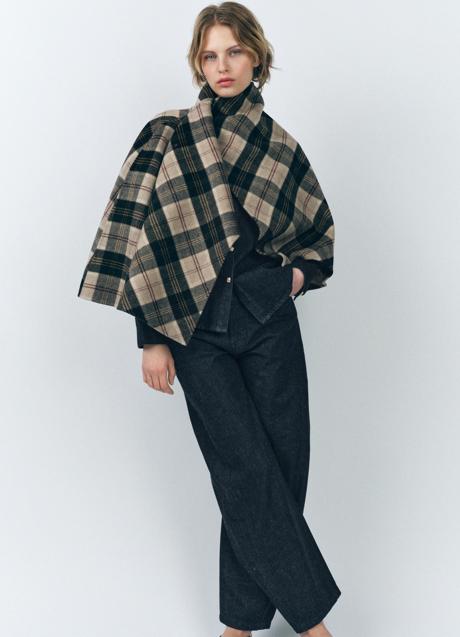 Imagen - Capa con estampado de cuadros de Zara (49,99 euros)