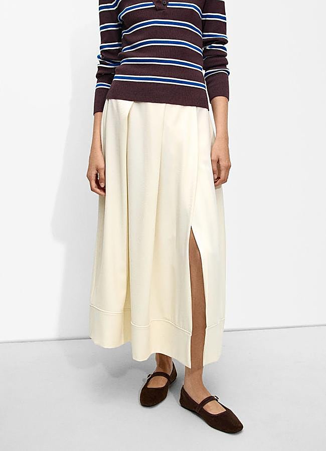 Imagen - Falda plisada en blanco de Parfois.