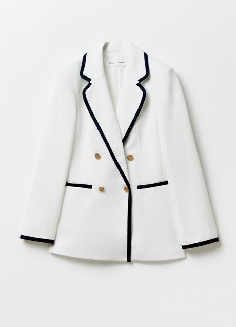 Imagen - Chaqueta blanca de Sfera (45,99 euros)