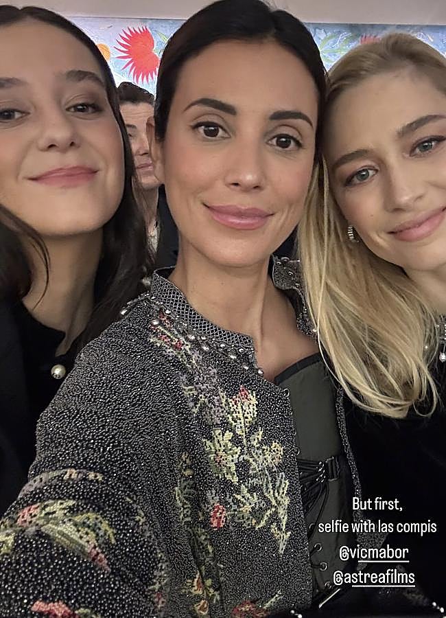 Imagen - El 'selfie' que Sassa de Osma compartió en su cuenta de Instagram, tomado durante el último desfile de Dior en la Semana de la moda de París. (FOTO: INSTAGRAM)