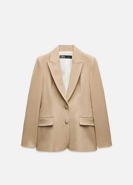 Imagen - Americana beige de Zara (49,99 euros)