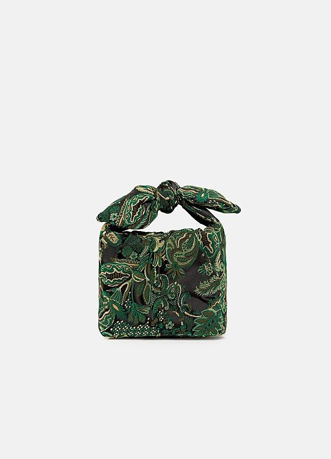 Imagen - Bolso con estampado paisley de Laia Alen (215 euros).