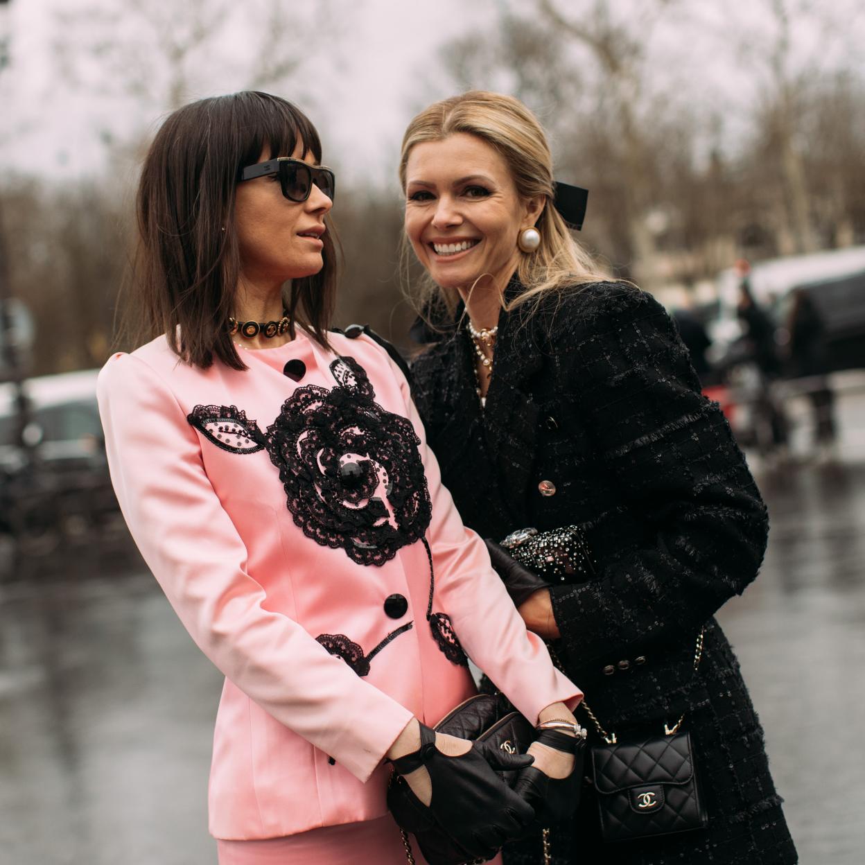 Vuelven los años 20: las mejores prendas y accesorios para lucir en las calles