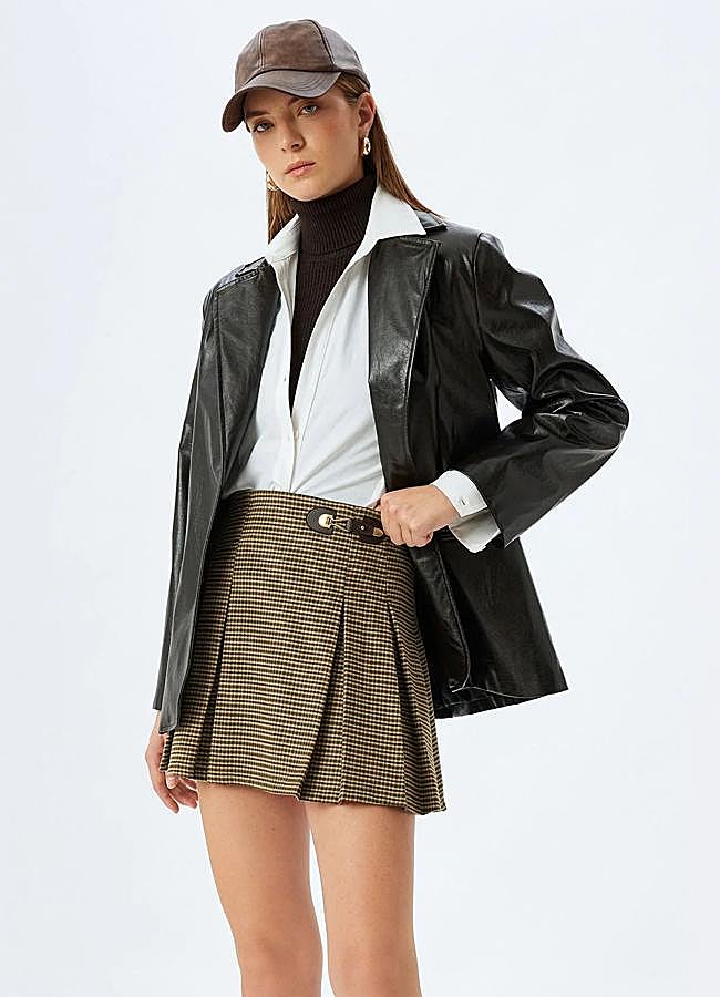 Imagen - Falda de tablas corta en print de cuadros con trabillas