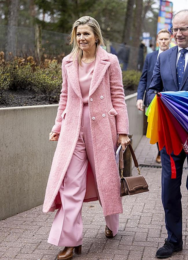 Imagen - Máxima de Holanda con un look rosa. / GTRES
